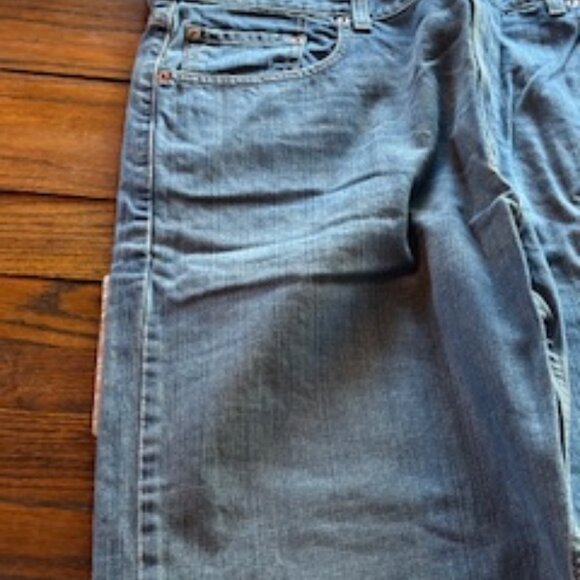 Levi's Blue Jeans - Picture 5 of 10